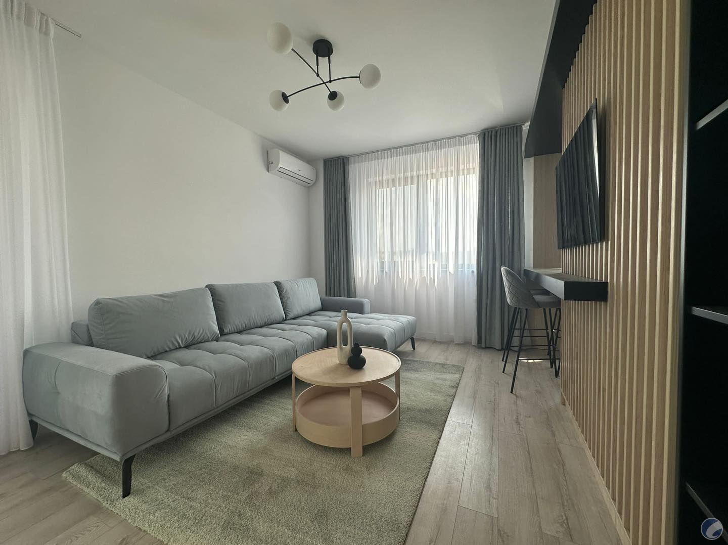 APARTAMENT 1 CAMERA DECOMANDAT IASI DACIA AMENAJARI LUX