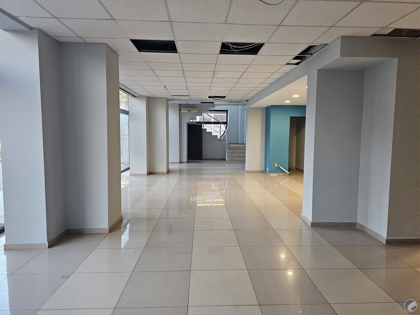 SPATIU COMERCIAL SI DE BIROURI 600 MP CENTRU IASI