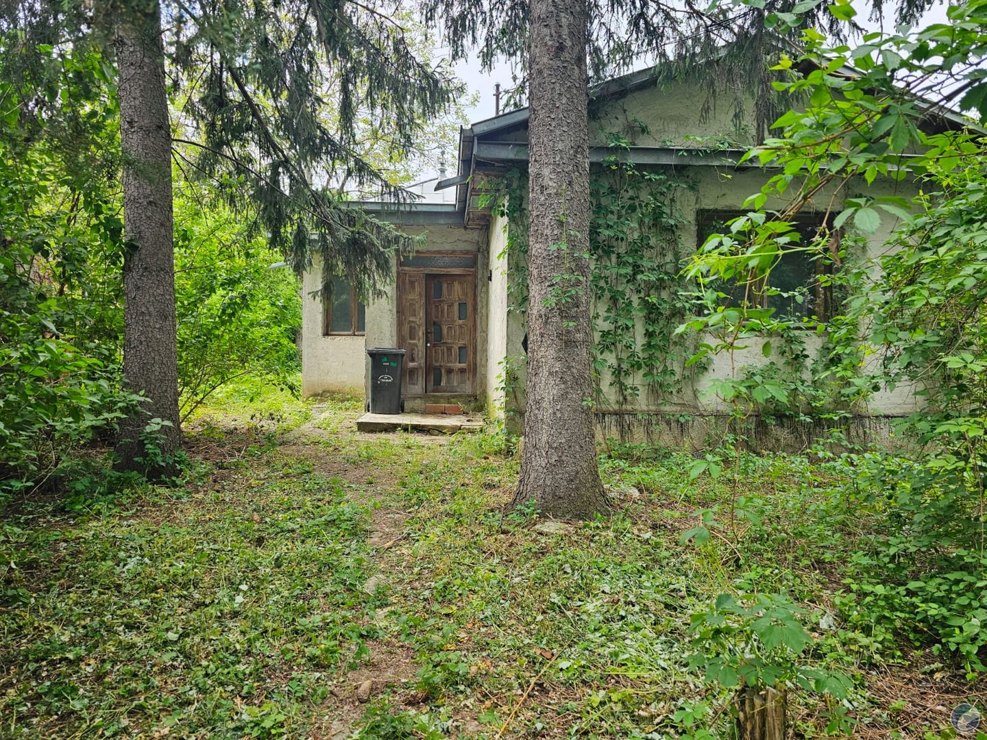 Casa veche 122 mp si teren 477 mp Centru Copou Iasi