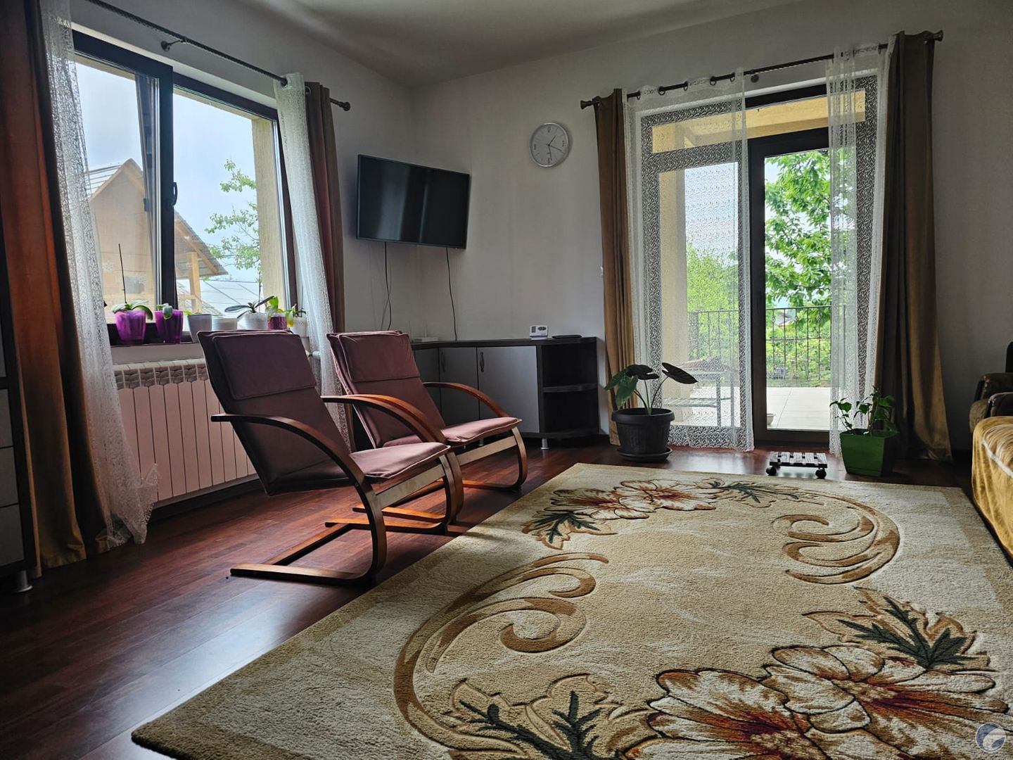 Vila frumoasa si teren 550 mp Iasi  Tatarasi