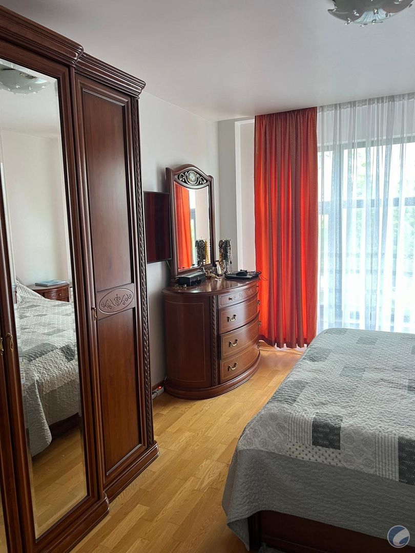 VILA COPOU 200 MP,  BIROURI SPATIU 300 MP,  TEREN 1054 MP IASI COPOU  CAPAT ALEEA SADOVEANU LA STRADA