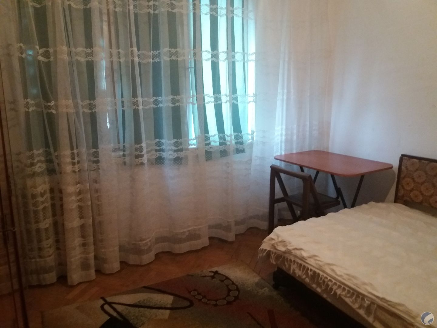 Apartament cu 4 camere, decomandat, ultracentral-Stefan cel Mare 