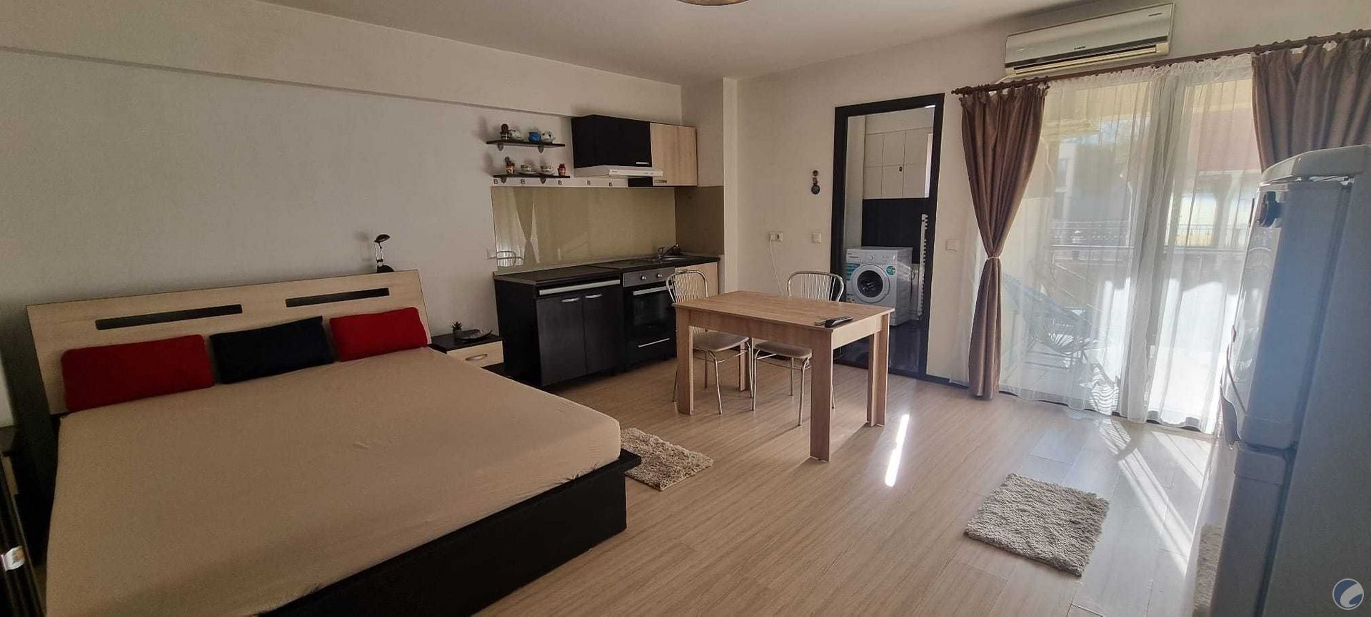 Apartament cu o camera,centru  Iasi, zona  Palas