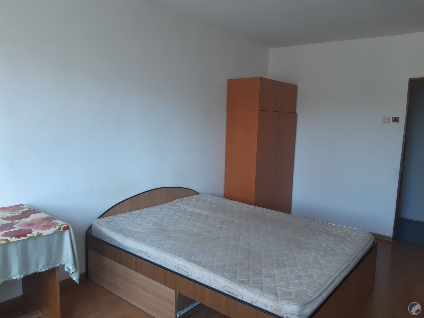 Apartament cu 2 camere, decomandat, centru Iasi Podul de Fier